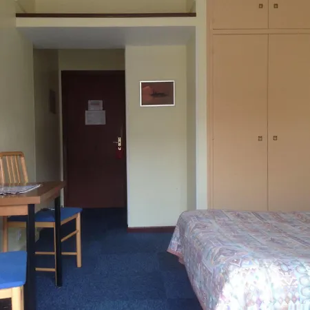 Moderne Hotel 2*
