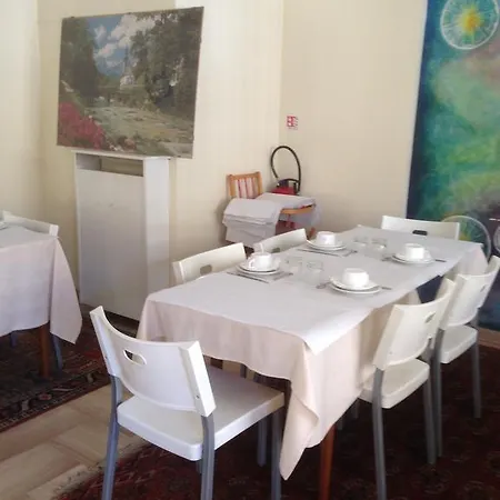 Hotel Moderne Menton