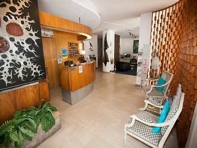 Hotel Moderne Menton