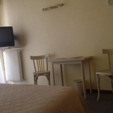 Moderne Hotel Menton